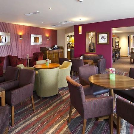 Premier Inn London Heathrow Terminal 5 West Drayton  Екстериор снимка